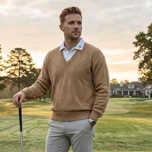 Descente Golf Collection Tan Argyle V-Neck Vintage Knit Sweater -100% Cotton - L